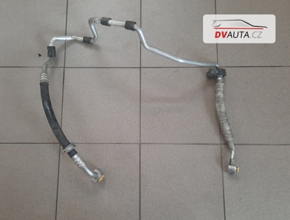 Klimatrubka 1K0820743BL